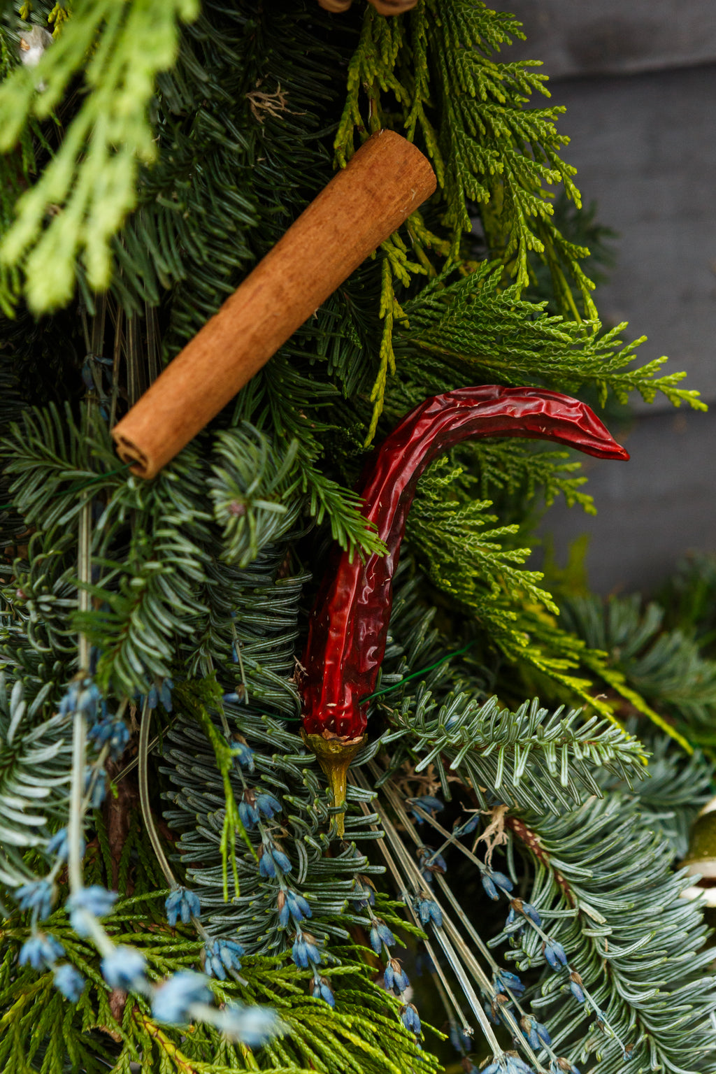 Chilli Festive Wreath